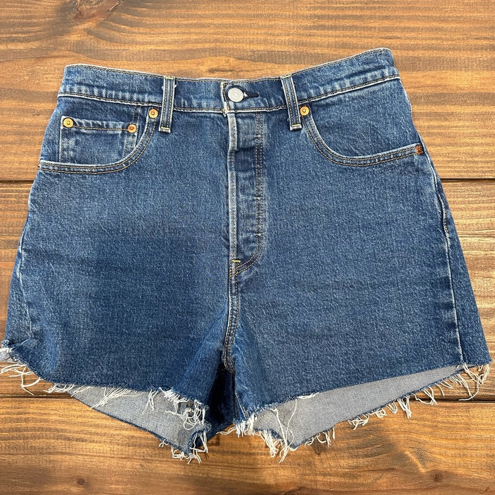 Levi Shorts